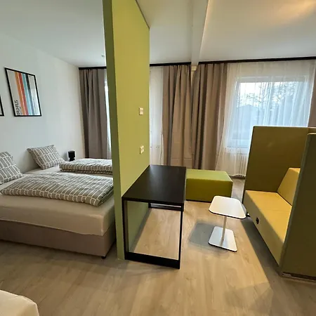 Primestay N8 Hostel