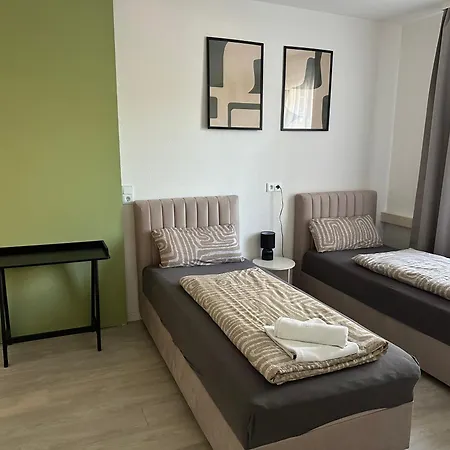 ホステル Primestay Parking Wifi Kitchen ニュルンベルク